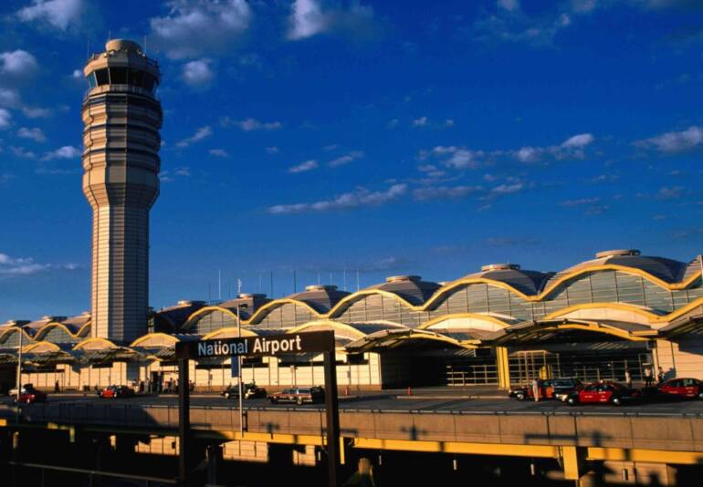 Rent car in Ronald Reagan Washington National Airport